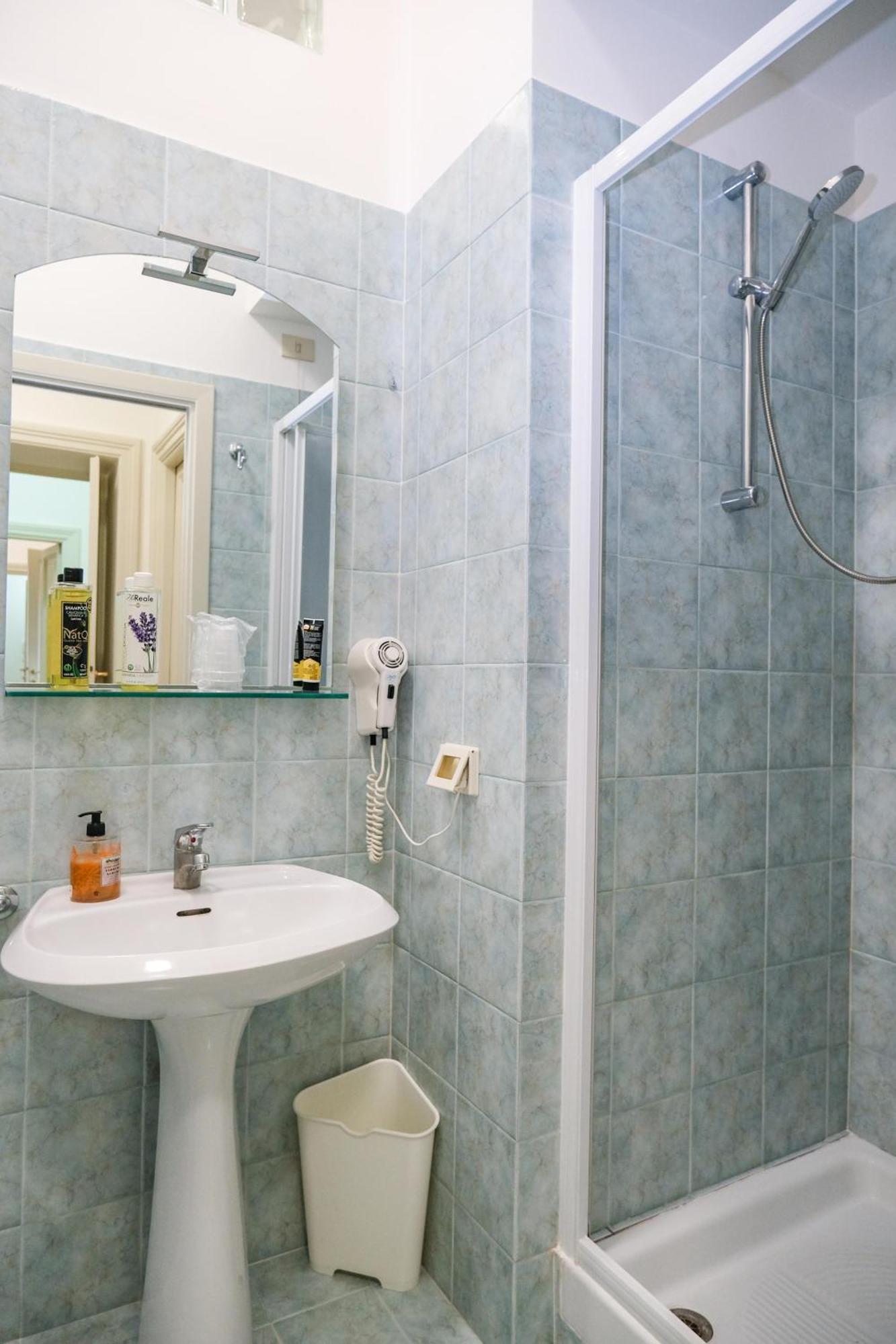 Apartament Domus Lilium Rzym Zewnętrze zdjęcie