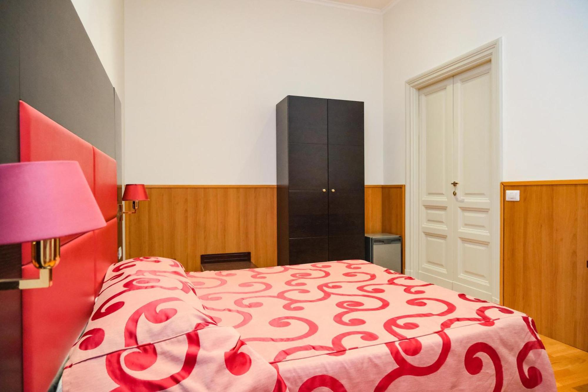 Apartament Domus Lilium Rzym Zewnętrze zdjęcie
