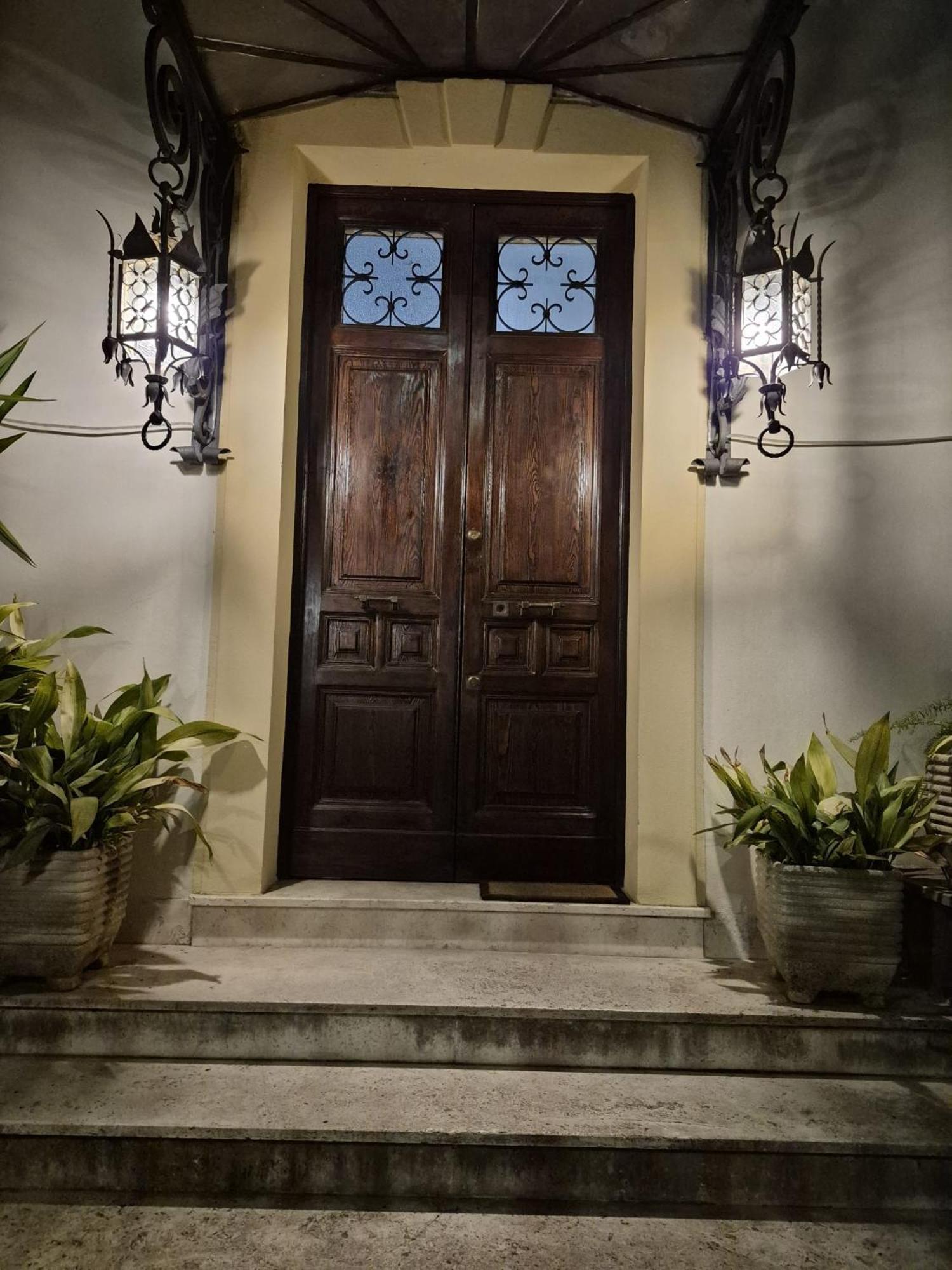 Apartament Domus Lilium Rzym Zewnętrze zdjęcie